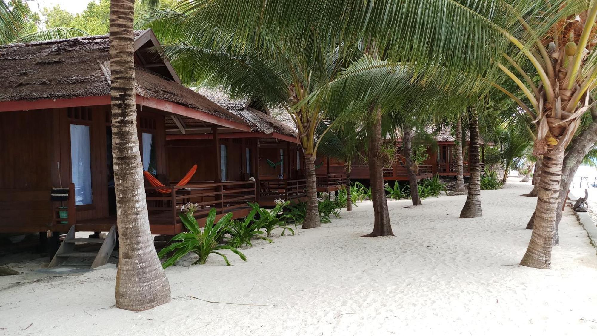 Bolilanga Island Resort - Togean Island Angkayo Экстерьер фото